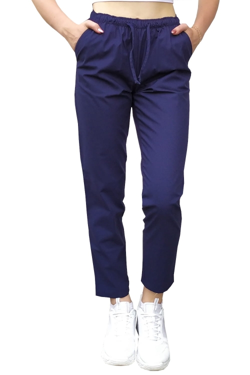 Sweatshirt und Zigarettenhose im Set MEDICAL BEAUTY
